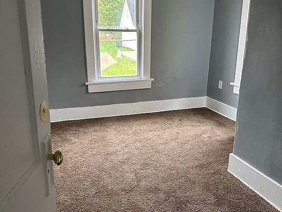 2nd image of 1271 5th Ave