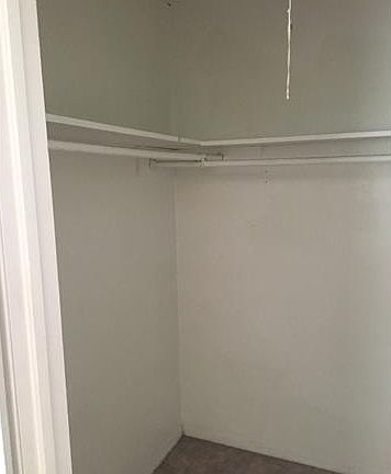 4th image of 311 E 31st St APT 208