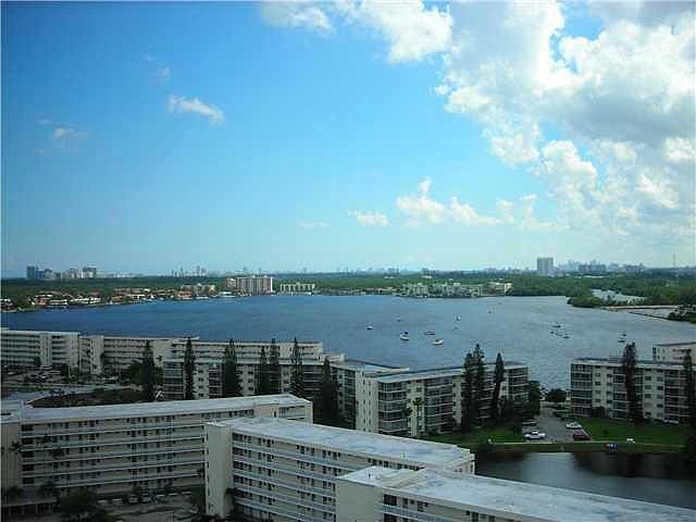 1st image of 18011 Biscayne Bl #1805-1