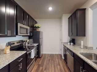2 Bellacasa Way APT 304, Hampton, VA 23666