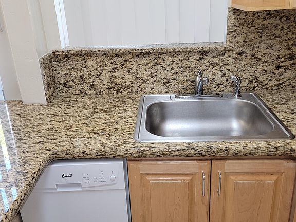 3rd image of 2203 Hastings Dr #15