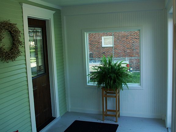 Front porch looking north