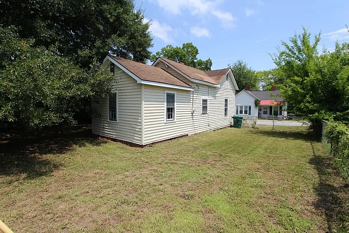 44 E White St — Photo 10
