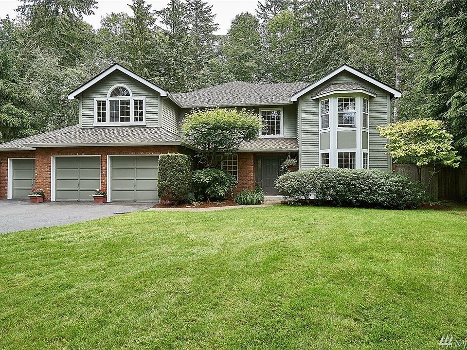 Nearly 3000 square feet on .8 acres
