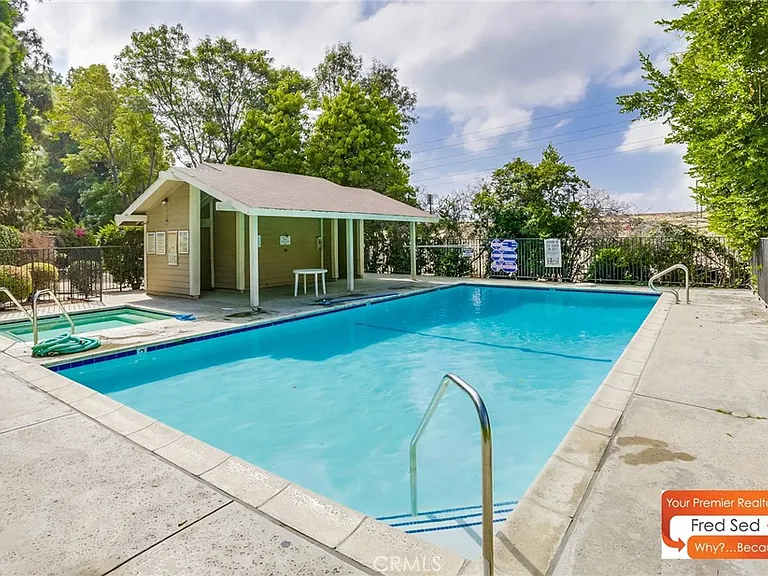 11350 Foothill Blvd — Photo 20