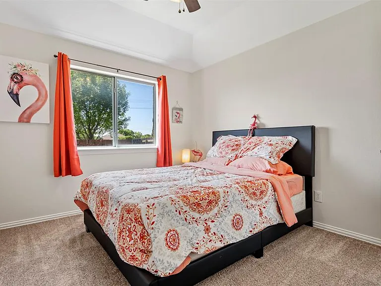 2356 Aurora Dr — Photo 16