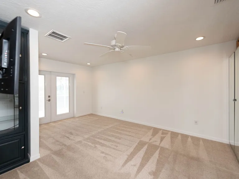 444 Finch Dr — Photo 56