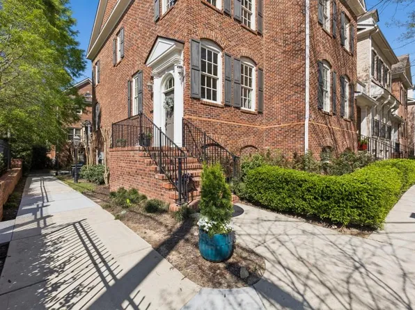 3585 Roxboro Rd NE Unit 6, Atlanta, GA 30326