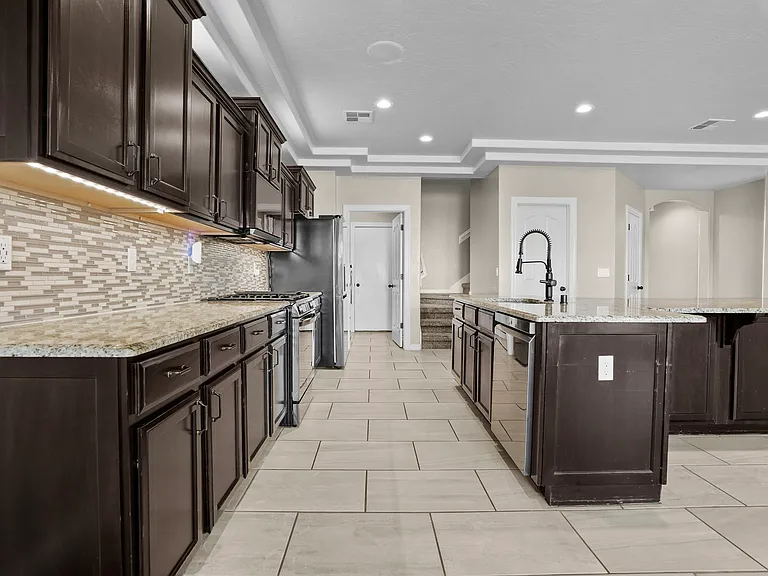 12540 Arrow Weed Dr — Photo 9