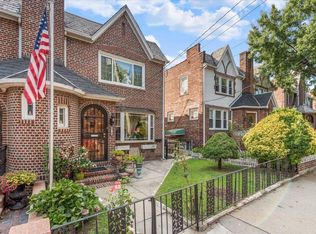5362 63rd St, Maspeth, NY