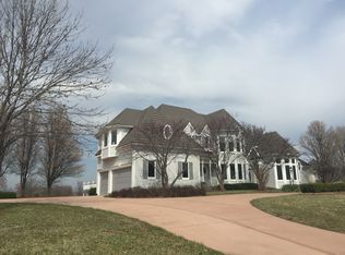 4140 W 147th Ter, Leawood, KS 66224