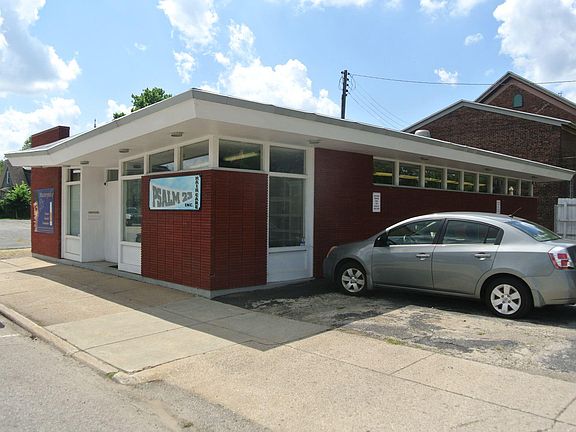 5th image of 115 S William St