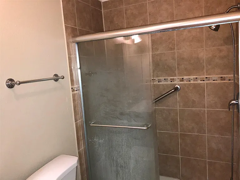 15403 Bow Ln — Photo 10