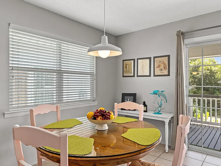 21810 Dolphin Ave — Photo 5
