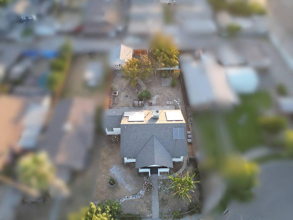 2640 S 11th Street, Fresno, CA 93725 | Zillow