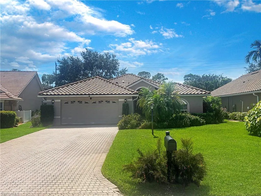 3 bed, 2.5 bath, 1982 sqft, $7,500 — Photo 1