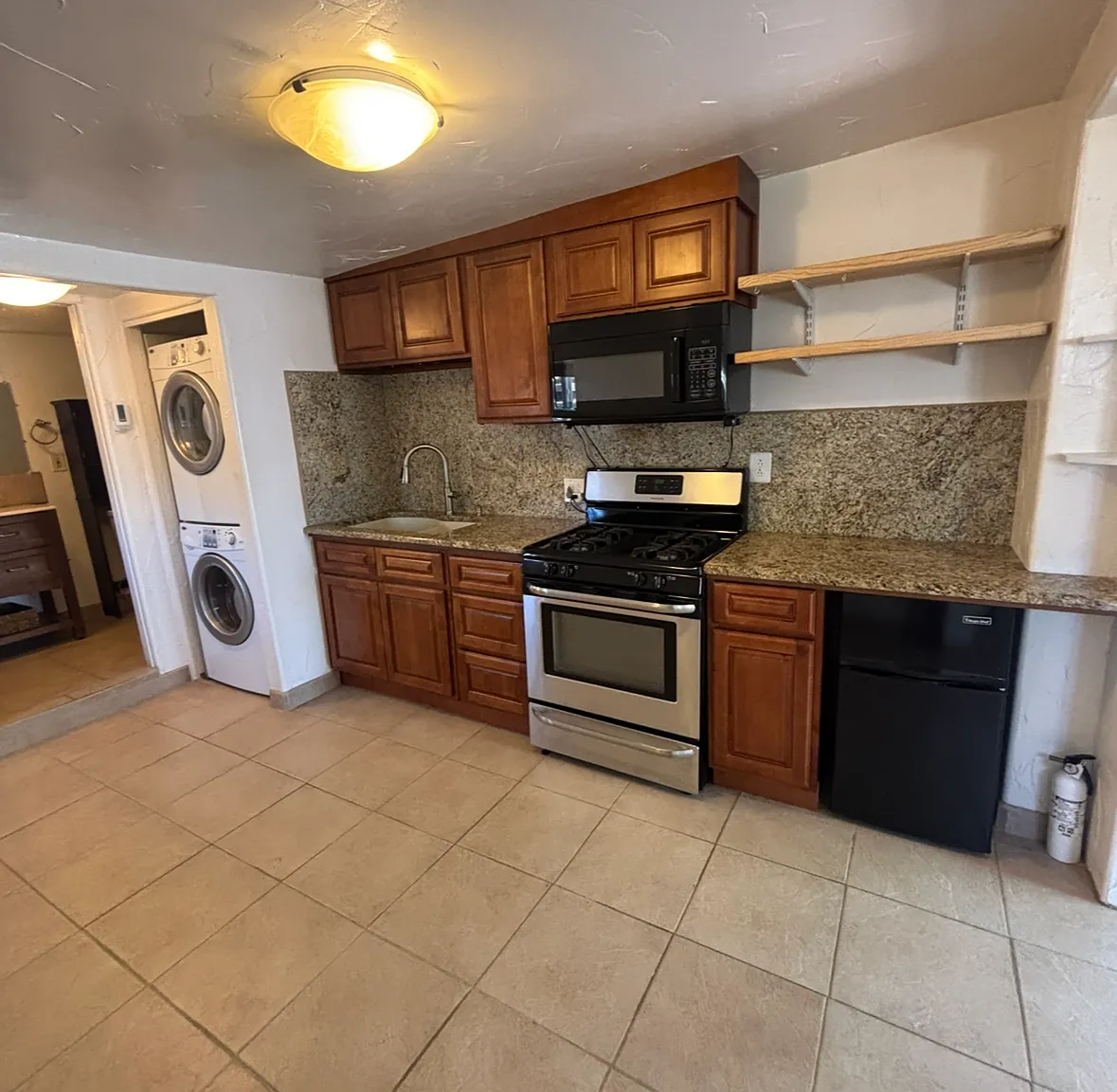 Studio, 260 sqft, $1,100 — Photo 3