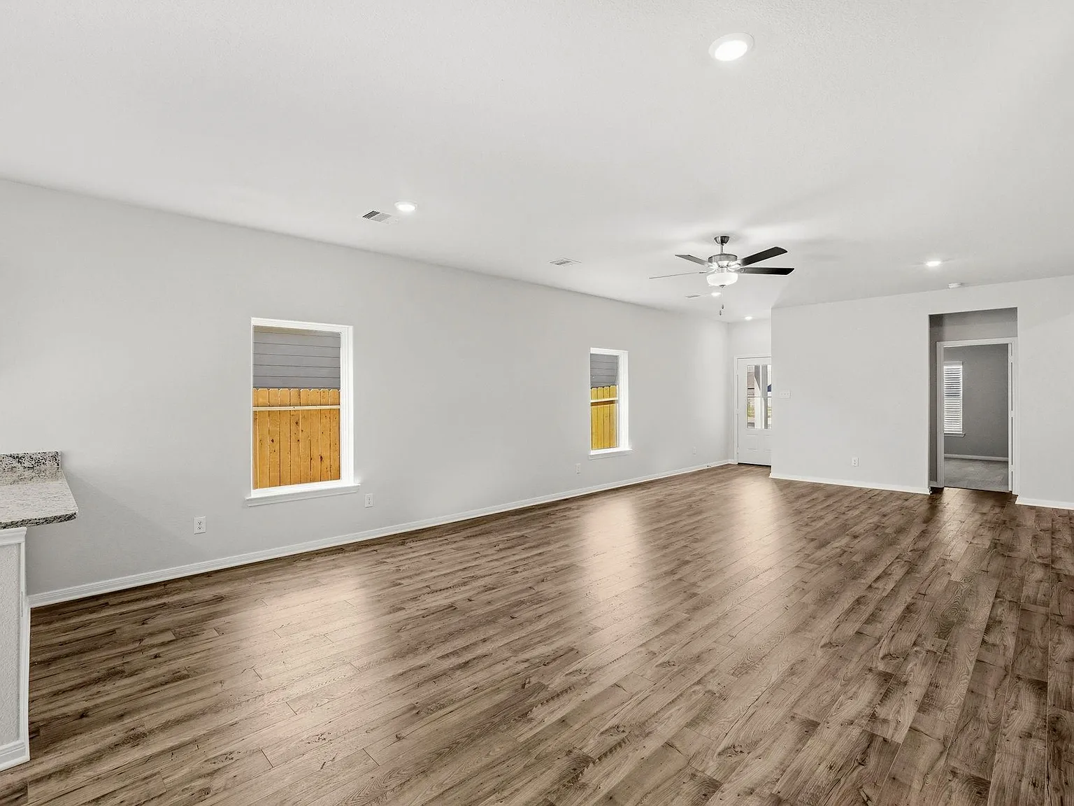 4 bed, 2.0 bath, 1852 sqft, $1,985 — Photo 3