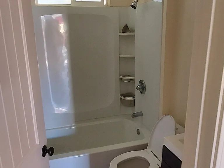84065 Manila Ave — Photo 5