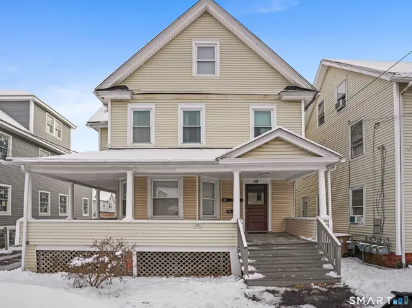 28 Dolsen Place, Stamford, CT 06901