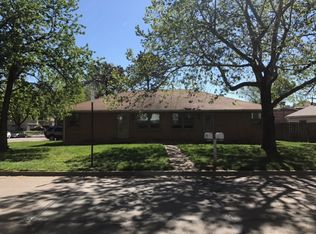 1426 Jarvis Dr, Manhattan, KS 66502