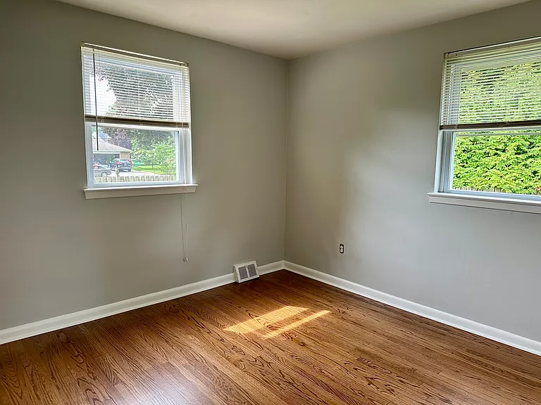 320 S Swarthmore Ave #B2 — Photo 11