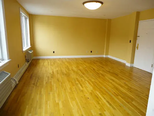 Rented by Urban Realty NYC | media 2