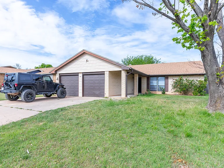 1710 Covey Ln — Photo 30
