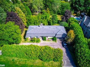 1310 Beaufort Dr, Burlington, ON L7P 4V9