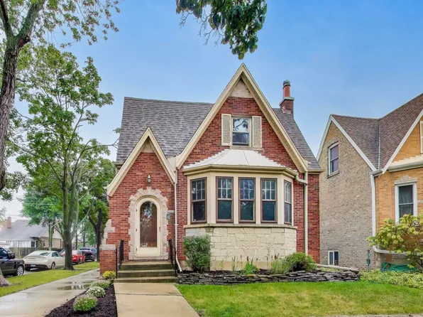 5501 W Byron St, Chicago, IL 60641