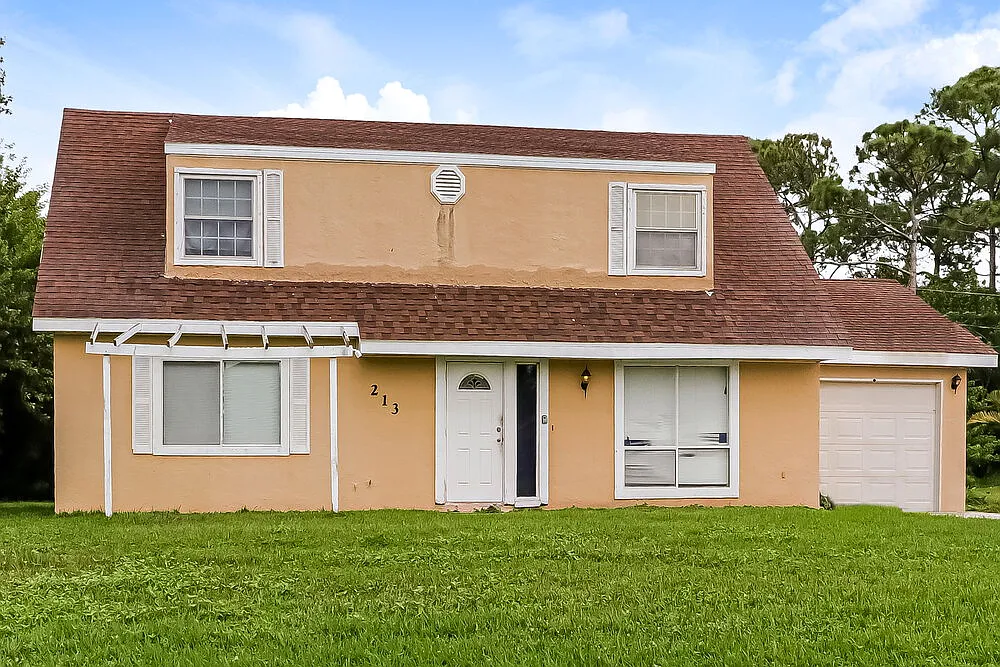 4 bed, 2.0 bath, 1792 sqft, $3,300 — Photo 1