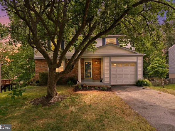 15247 Louis Mill Dr, Chantilly, VA 20151