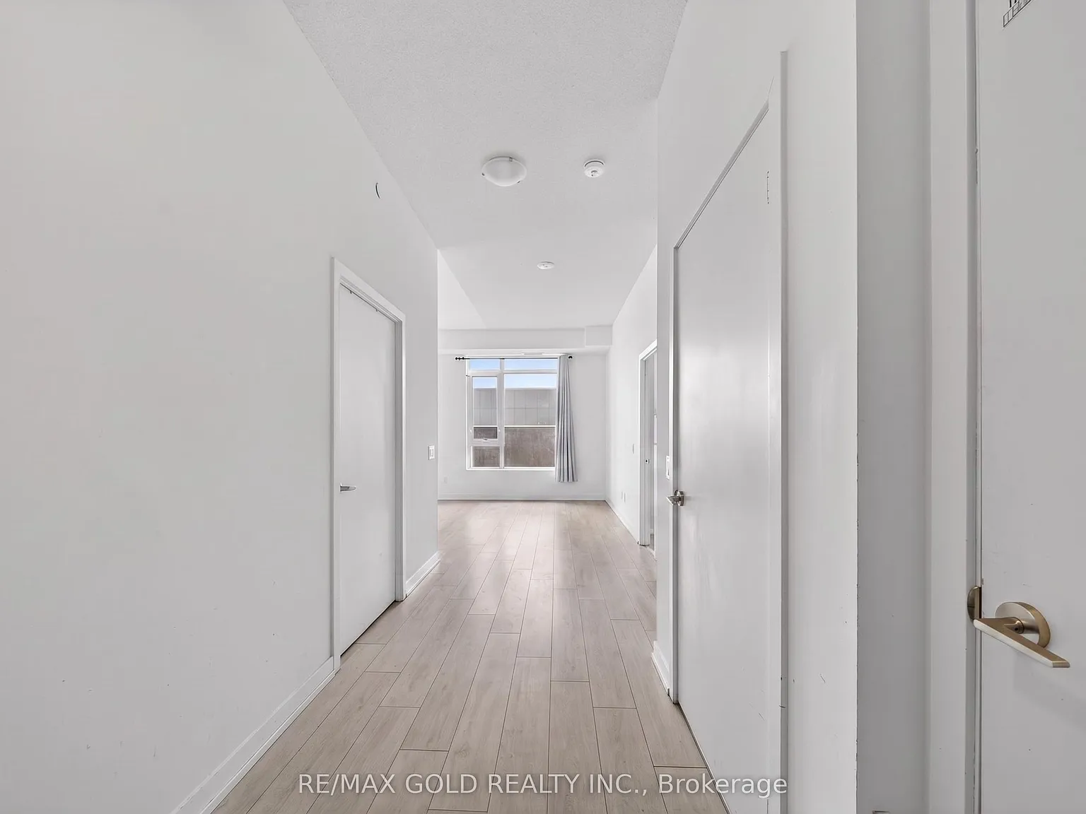 2 bed, $2,600 — Photo 3