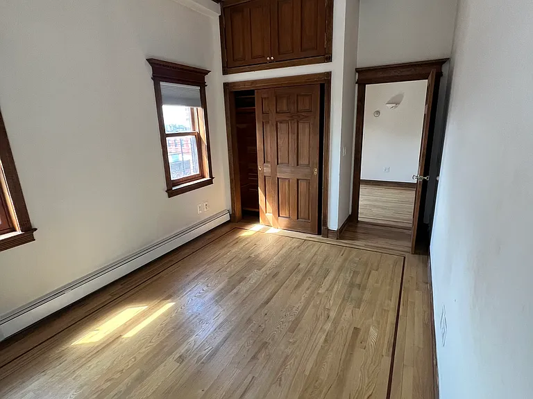377 14th St #PENTHOUSE — Photo 6