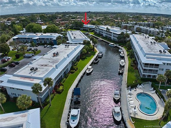 2nd image of 1862 SW Palm City Rd APT 203