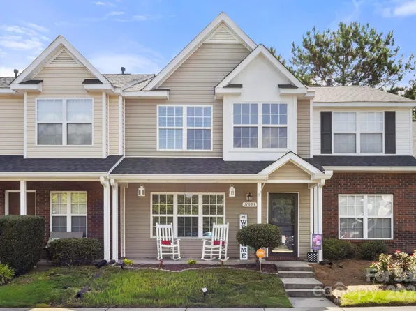 11023 Kinston Ridge Pl, Charlotte, NC 28273