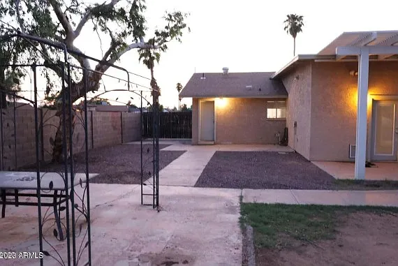 557 S Sunwood Cir — Photo 4