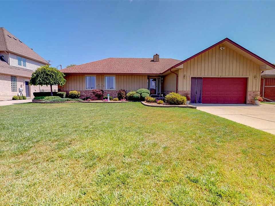 1st image of 38914 Venetian Dr