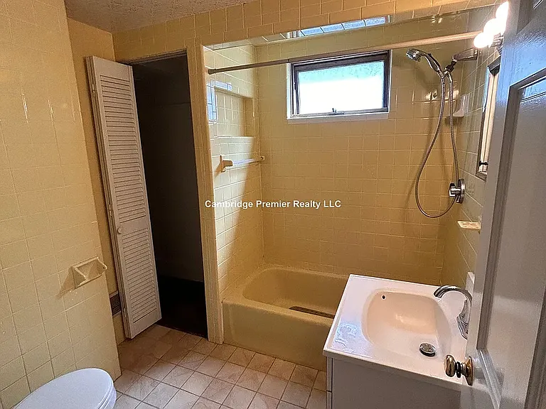 11 Wright Ave #2 — Photo 14