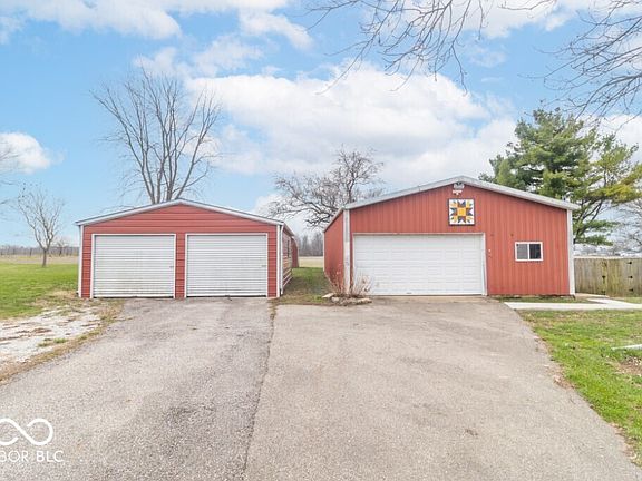 5th image of 3215 E Brown Rd