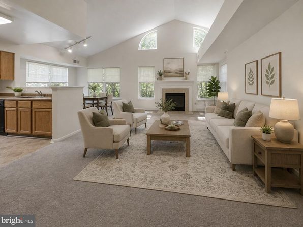 13900 Farnsworth Ln APT 4407