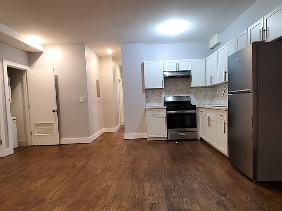 2nd image of 112 Clendenny Ave #1E