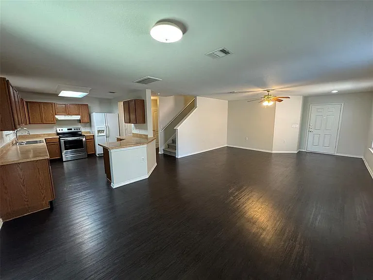 7020 Doyal Dr — Photo 5