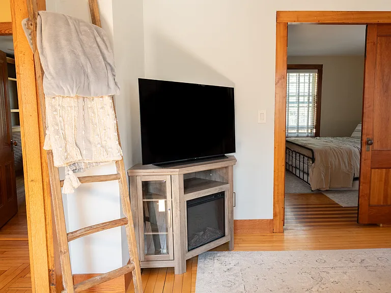 404 Woodstock Rd — Photo 18
