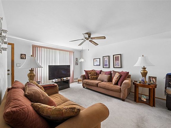 5th image of 13479 Louise Dr