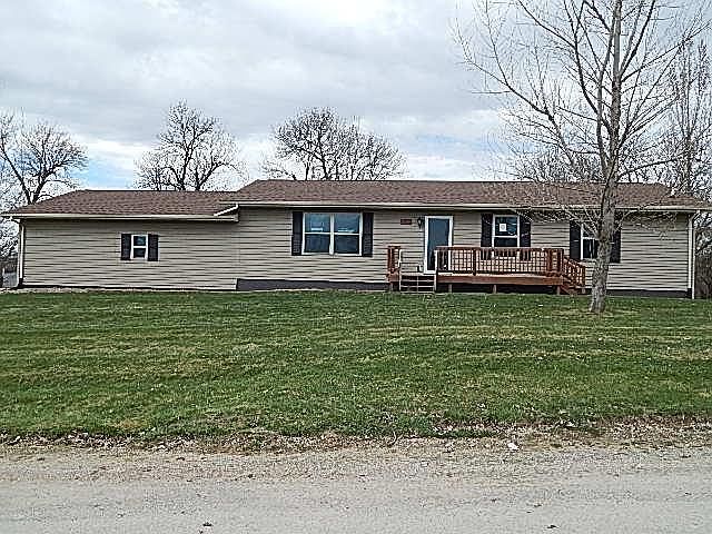 1st image of 804 NE Hill St