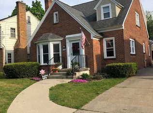 1946 Hall St SE, Grand Rapids, MI