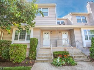 194 Driscoll Ct, Franklin Twp., NJ 08873