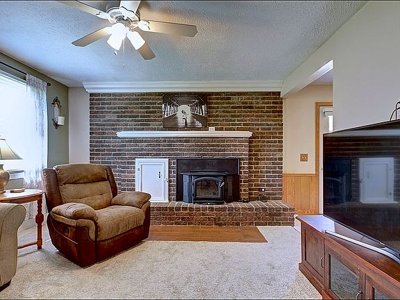 4th image of 2241 Byrrh Pl