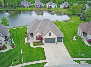 4208 SW Duck Pond Dr, Lees Summit, MO 64082